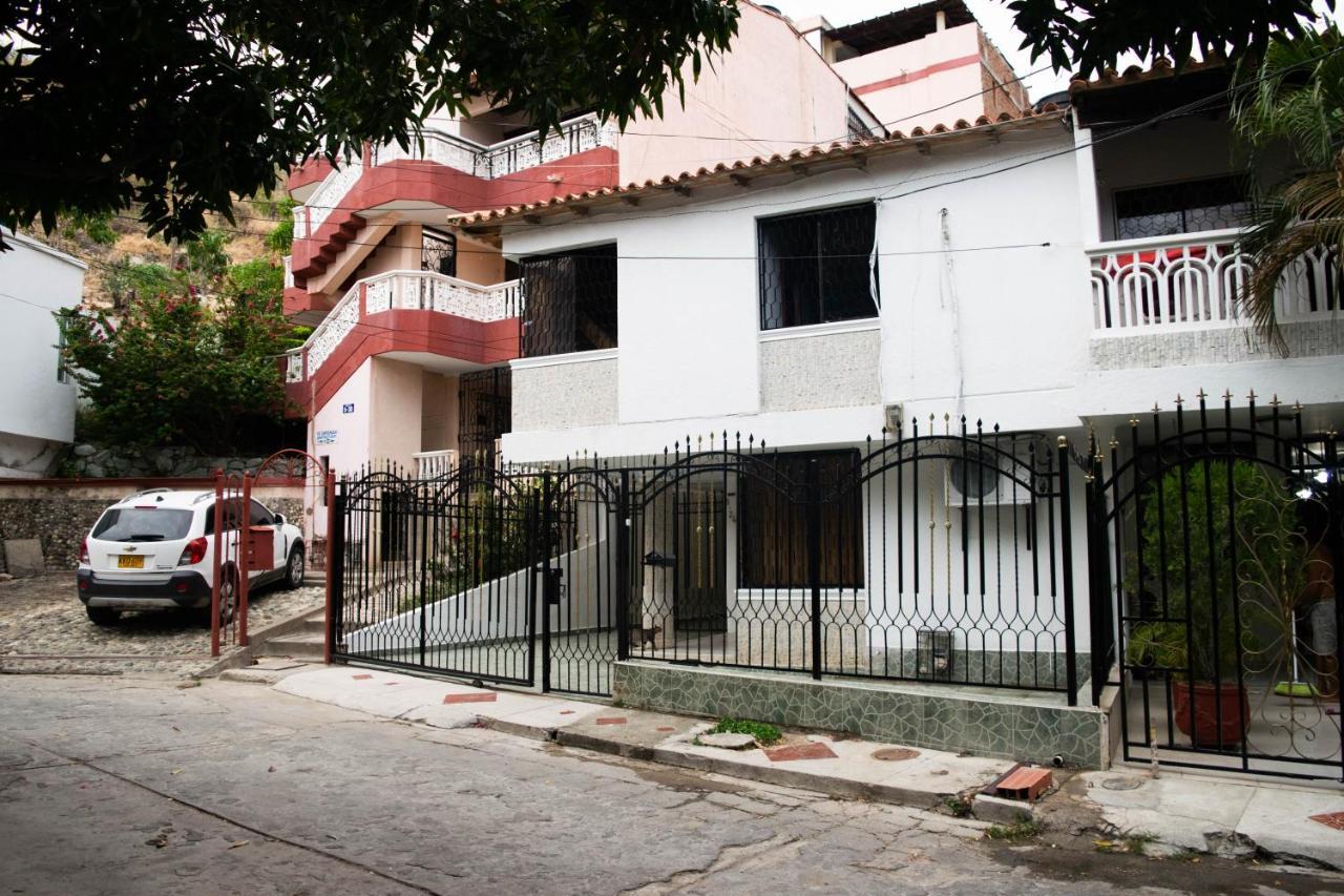 Hostal Villa Del Mar - Rodadero Santa Marta  Buitenkant foto